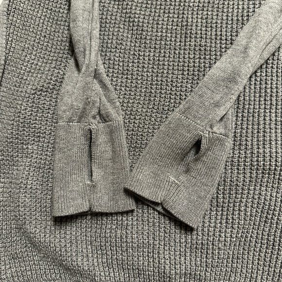 lululemon sweater life v neck sweater size 2/4 - Picture 3 of 8